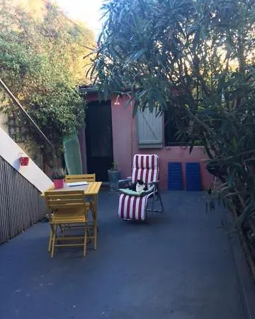 Charmante En Dépendance Habitación en casa particular *