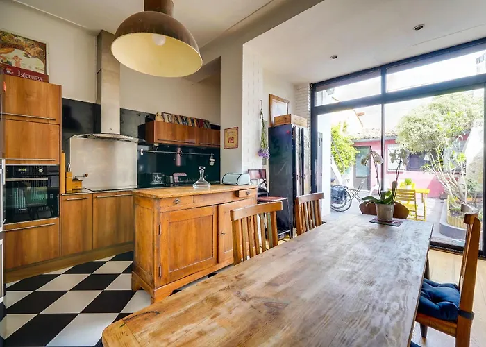 Δωμάτια σε οικογενειακή κατοικία Charmante En Dependance *